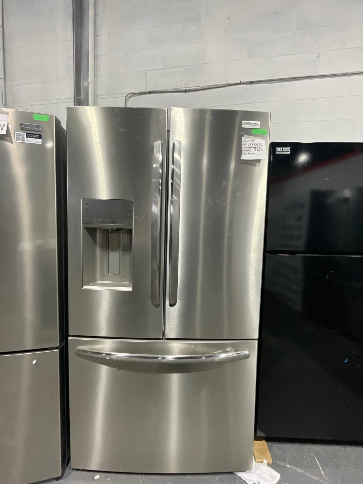 GRFS2853AF - REFRIGERATORS - Frigidaire Gallery - French 3-Door - Stainless Steel - Open Box