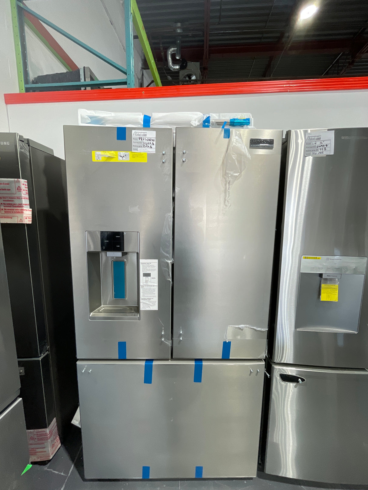 PRF52883AF - Réfrigérateurs - Frigidaire - 3 portes françaises - Acier inoxydable - Boîte ouverte