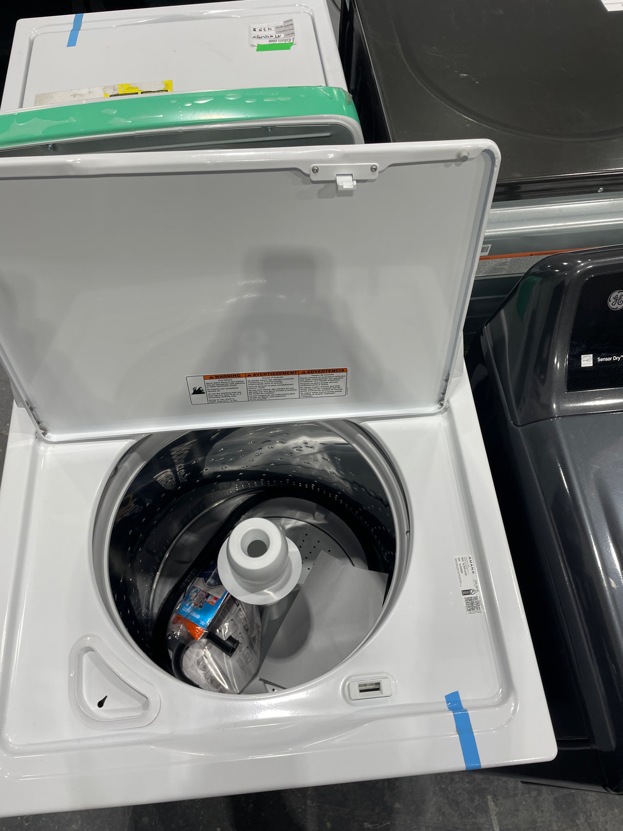 NTW4519JW - WASHERS- Top load - Amana - White - Open box