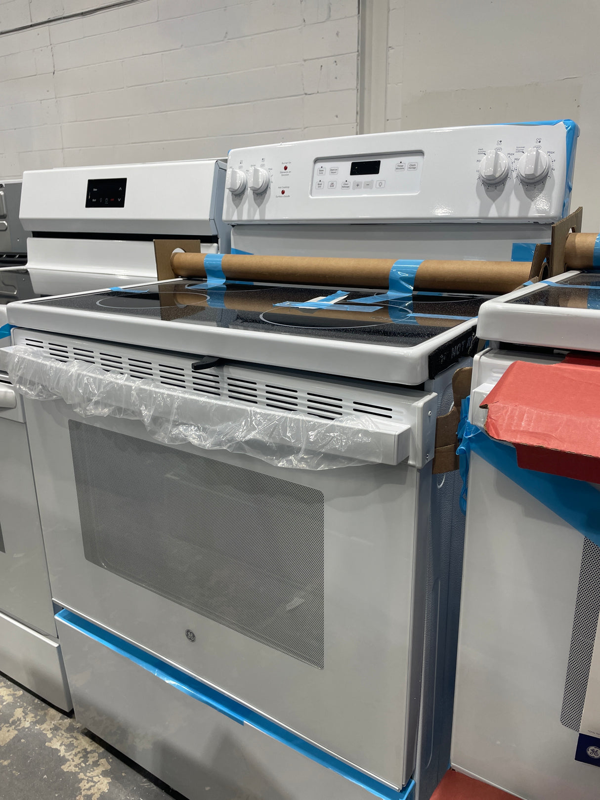 JCB630DKWW - Electric Range - GE - Stainless Steel - Open box