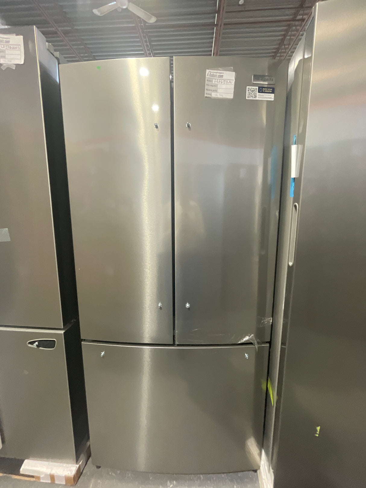 FRFG1813AV - RÉFRIGÉRATEURS - 80 cm - Frigidaire - Modèle français 3 portes - Acier inoxydable - Emballage ouvert