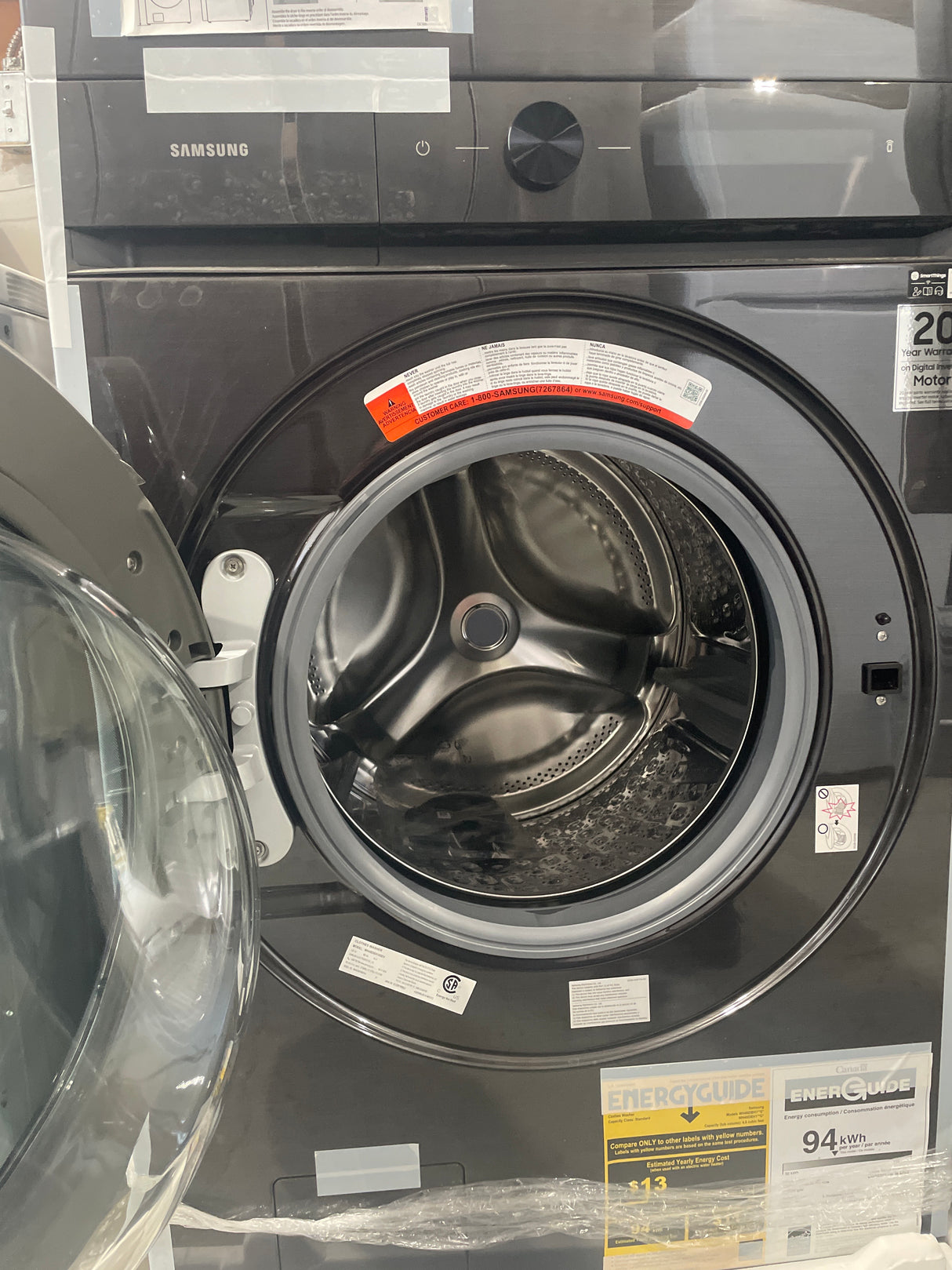 WH46DBH100EVAC - Laundry centers - Samsung - black - open box