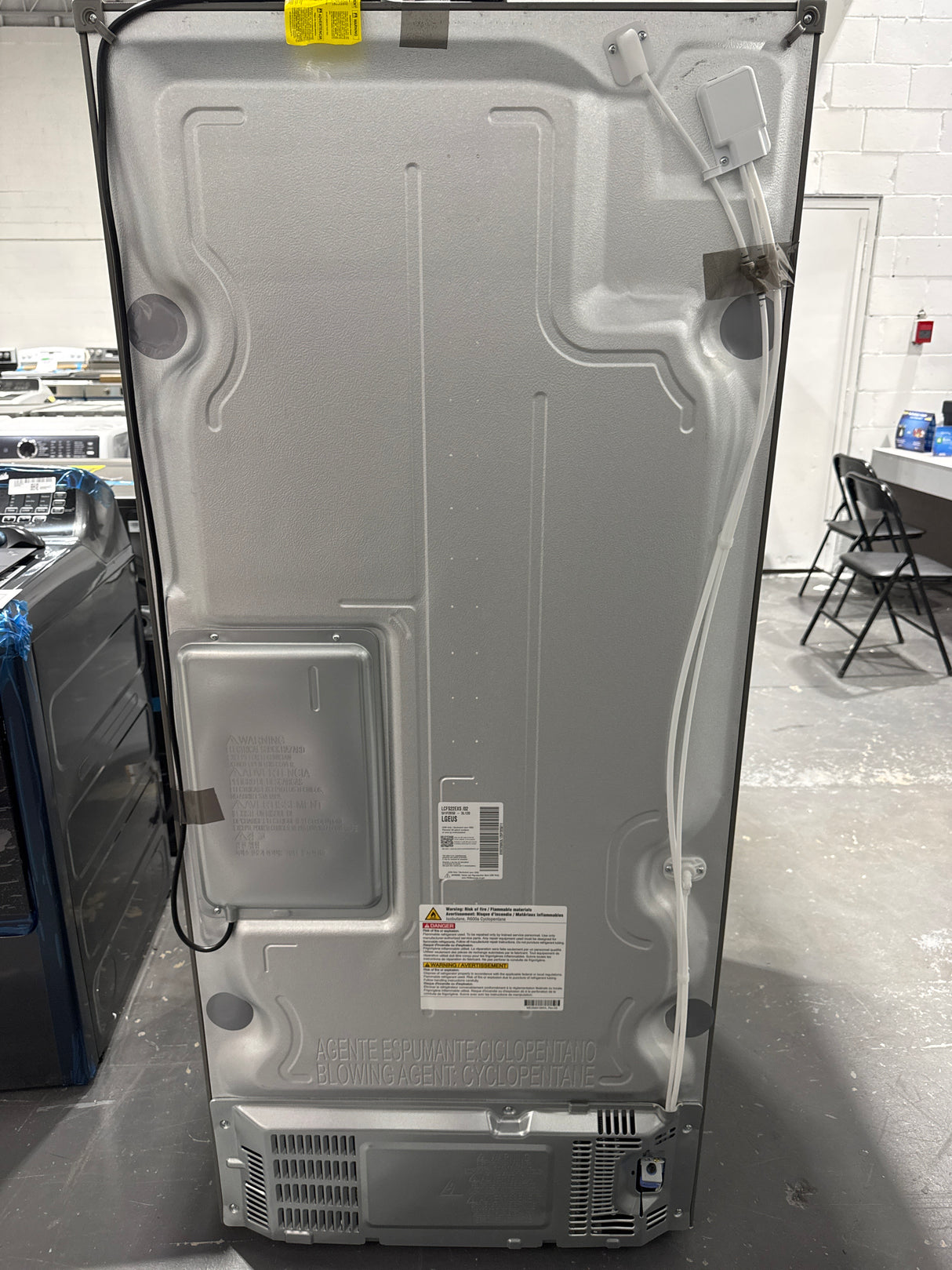 LCFS22EXS - REFRIGERATORS - LG - French 3-Door - Stainless Steel - New