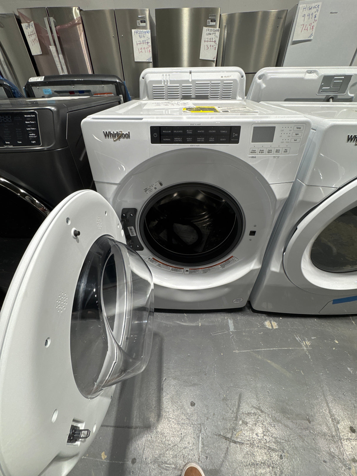 WFW560CHW, YWHD560CHW - Ensemble laveuse-sécheuse - Chargement frontal - Whirlpool - Thermopompe sans ventilation blanche - Boîte ouverte