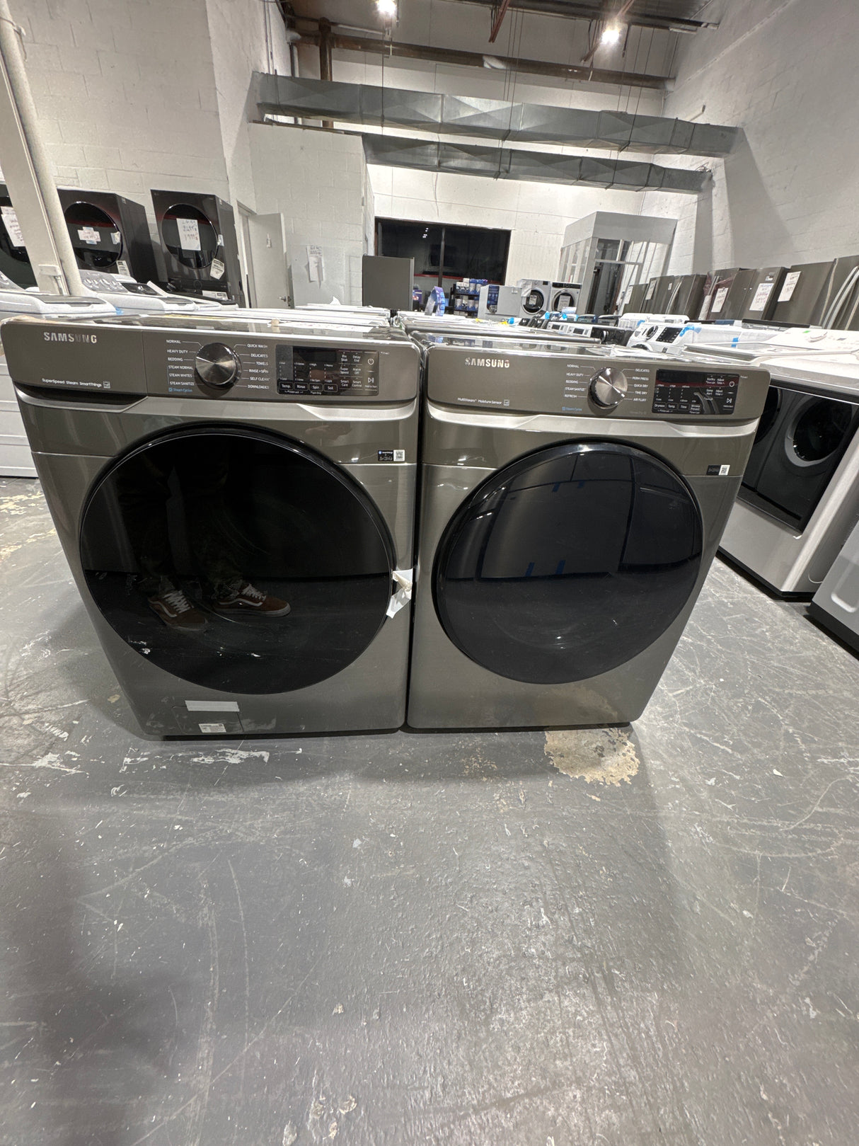 WF45R6100AP, DVE45T6100P - Ensemble laveuse/sécheuse - Chargement frontal - Samsung - Acier inoxydable - Emballage ouvert