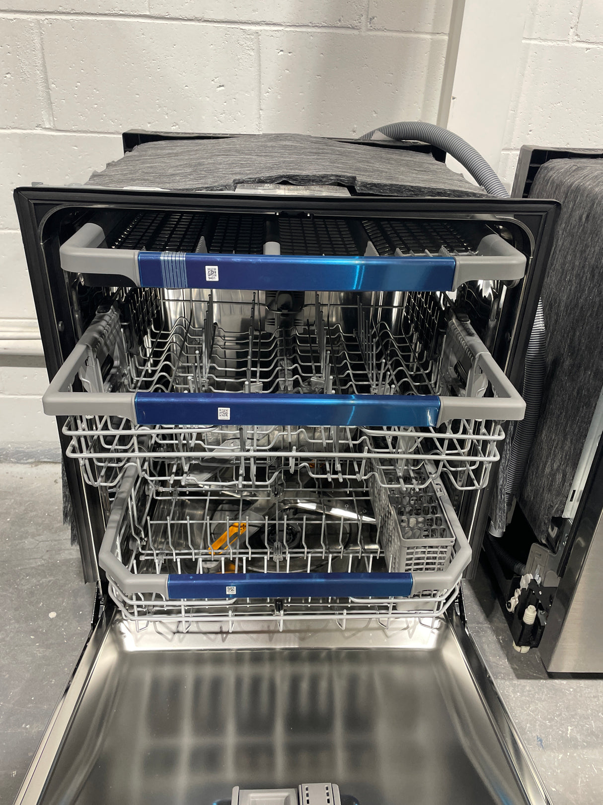 LDPM6762S - Lave-vaisselle - LG - Commandes supérieures - Acier inoxydable - Neuf