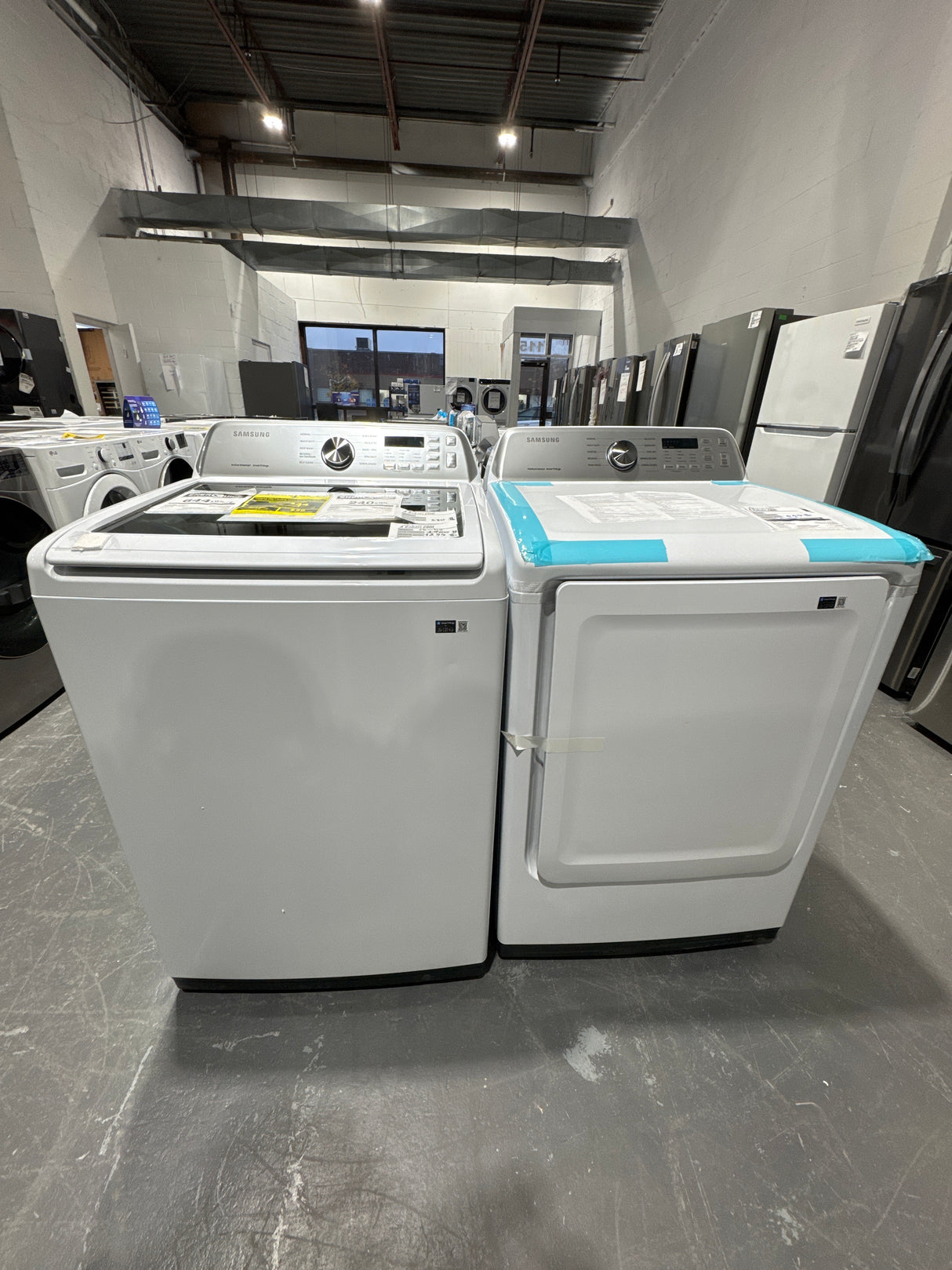 WA46CG3505AWA4, DVE47CG3500WAC - Ensemble laveuse/sécheuse - Chargement par le haut - Samsung - Blanc - Emballage ouvert