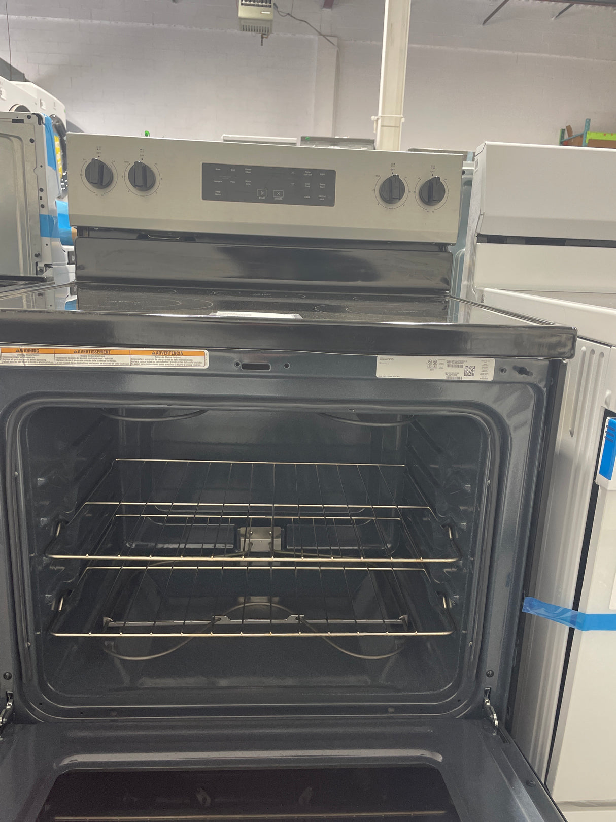 YWFES3330RZ - RANGES - Whirlpool - electric - Stainless Steel - Open Box