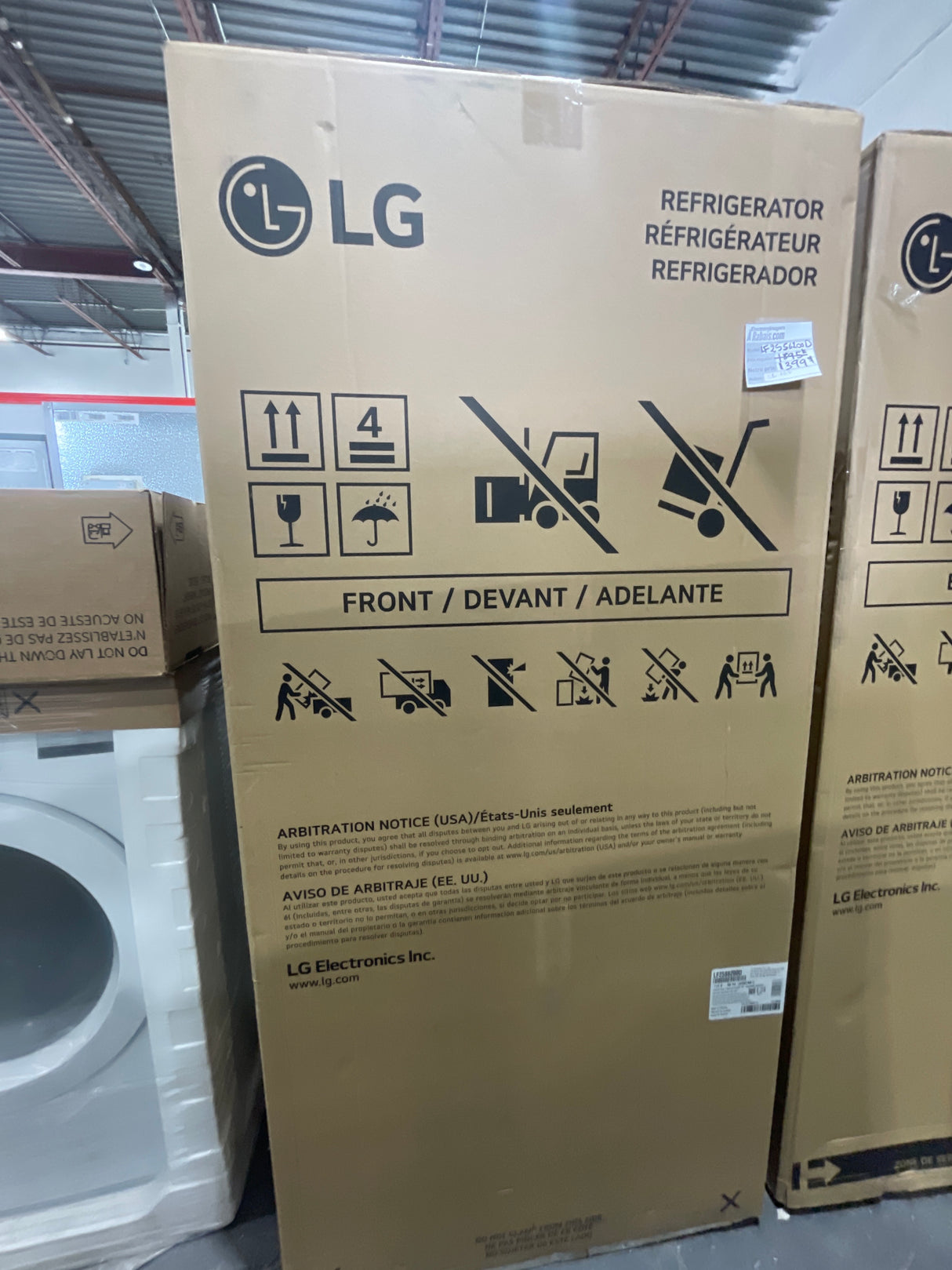 LF25S6200D - REFRIGERATORS - LG - 33 - French 3-Door - Black Stainless Steel - Open Box