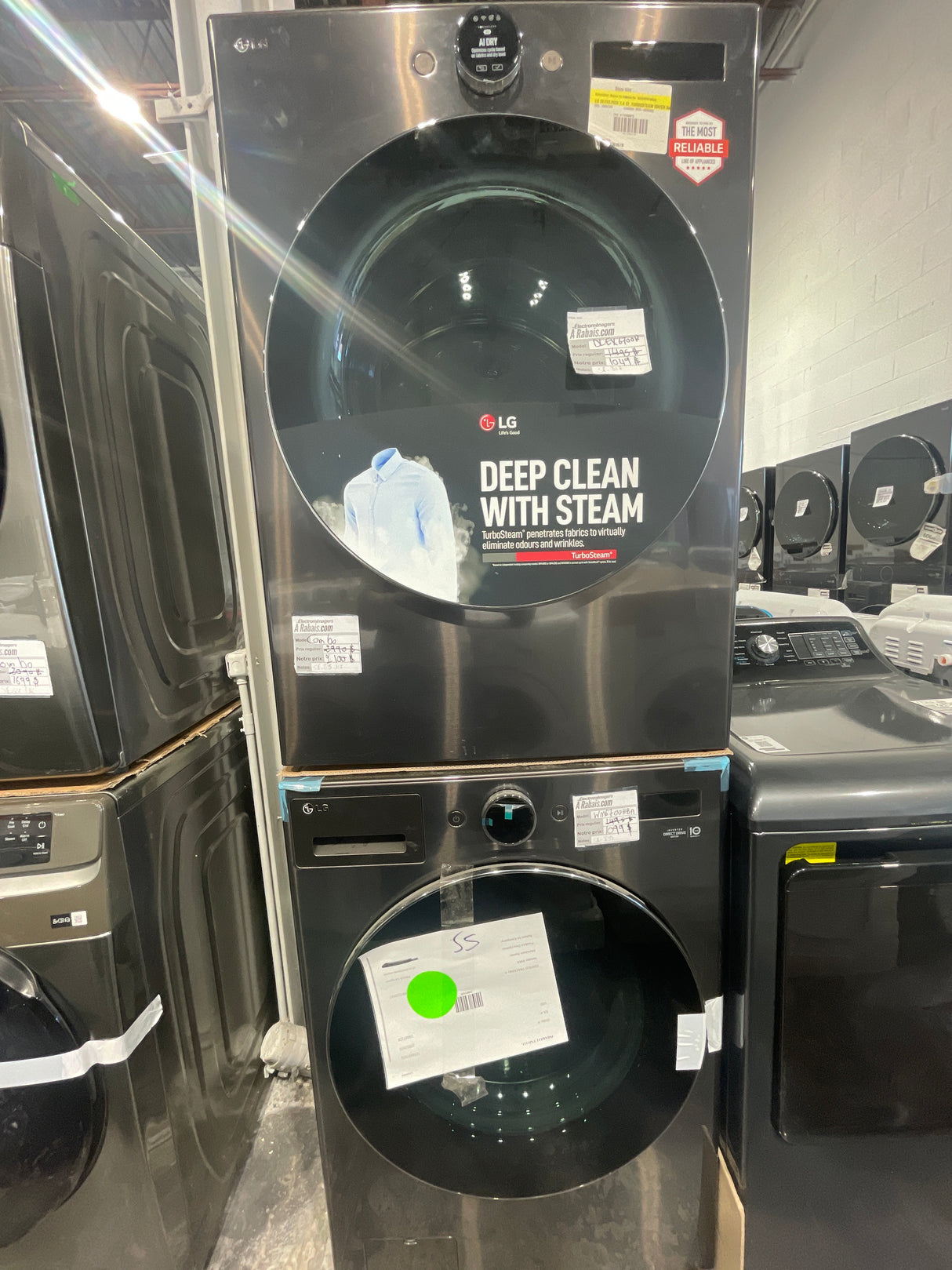 DLEX6700B/WM6700HBA - Ensemble laveuse/sécheuse - Chargement frontal - LG - Acier noir - Emballage ouvert