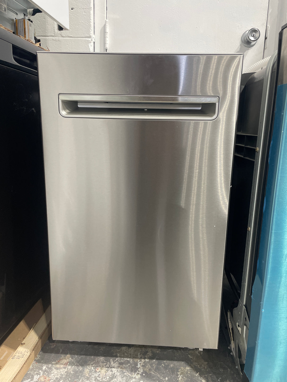 DDW1832ESS - 18 " Dishwashers - Danby - Top Control - Stainless steel - Open box