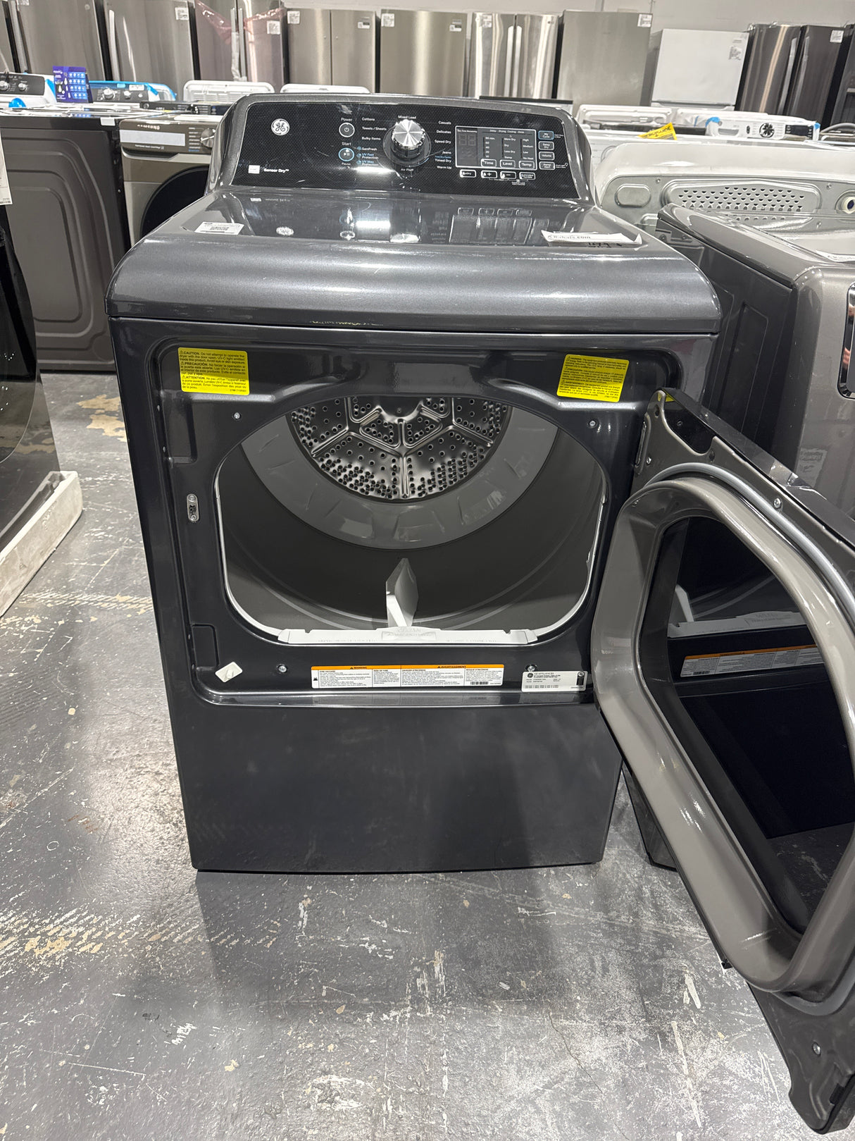 GTD69EBPTDG - 27" - DRYERS - Top load - GE - Open box