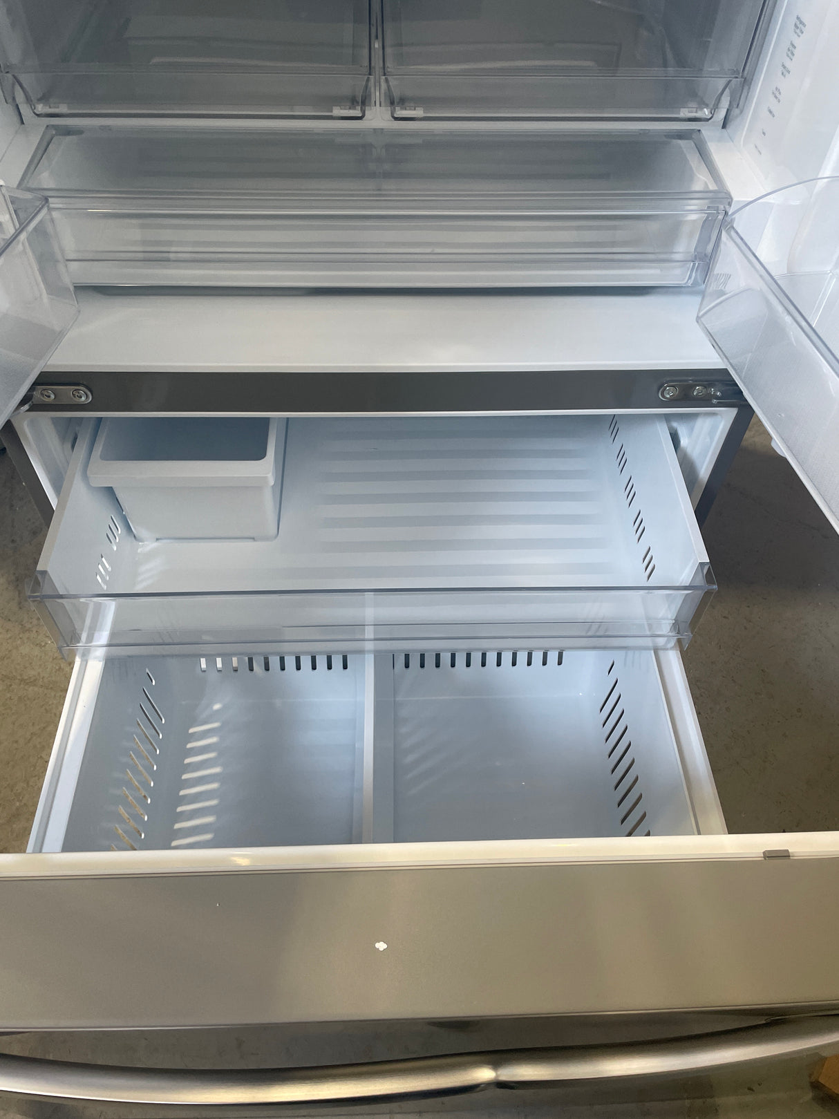 LRFXS3106S - 36 - RÉFRIGÉRATEURS - LG - Modèle français 3 portes - Inox - Emballage ouvert