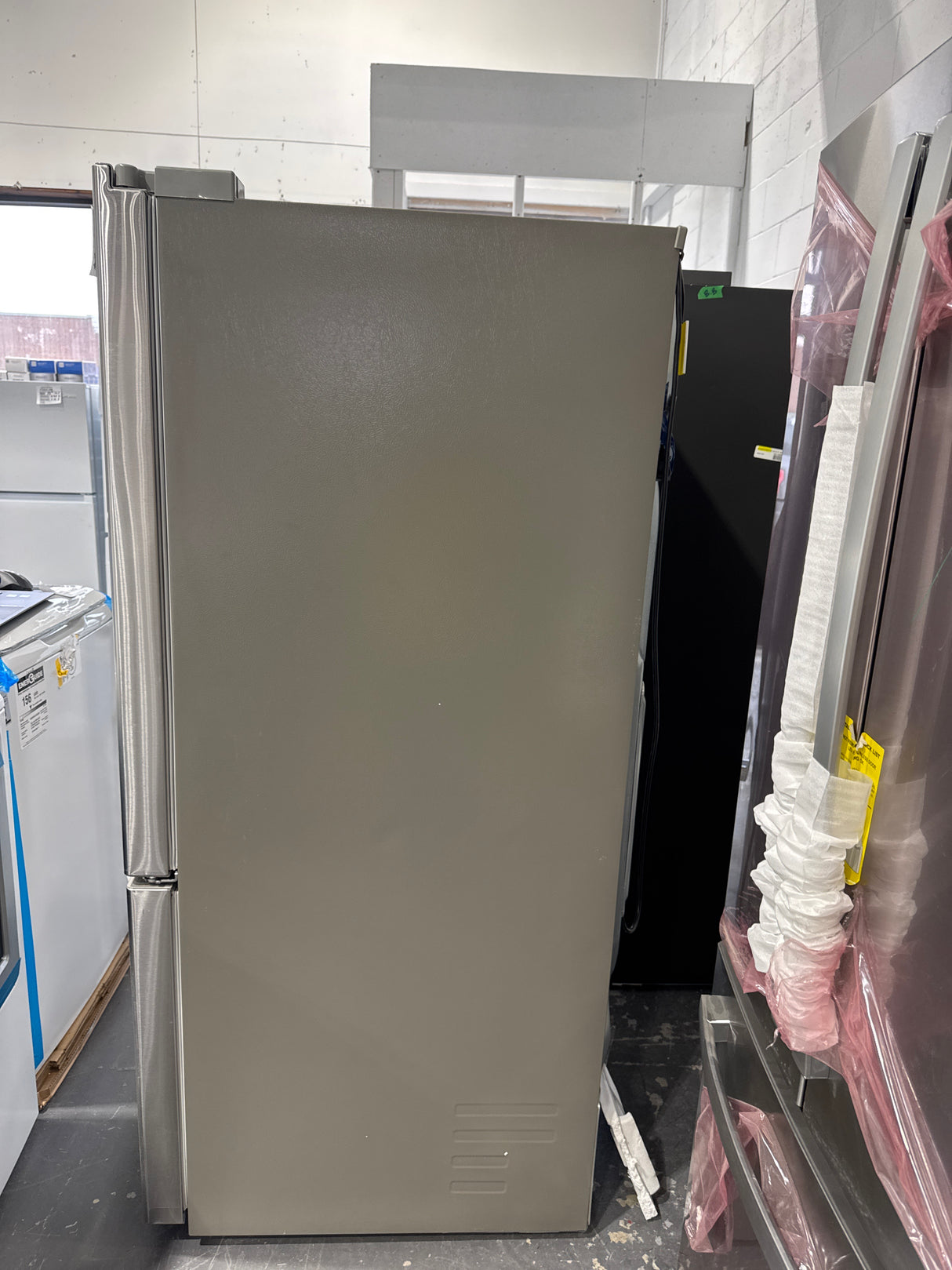 LRDNS2200S - REFRIGERATORS - LG - Stainless Steel - Open Box