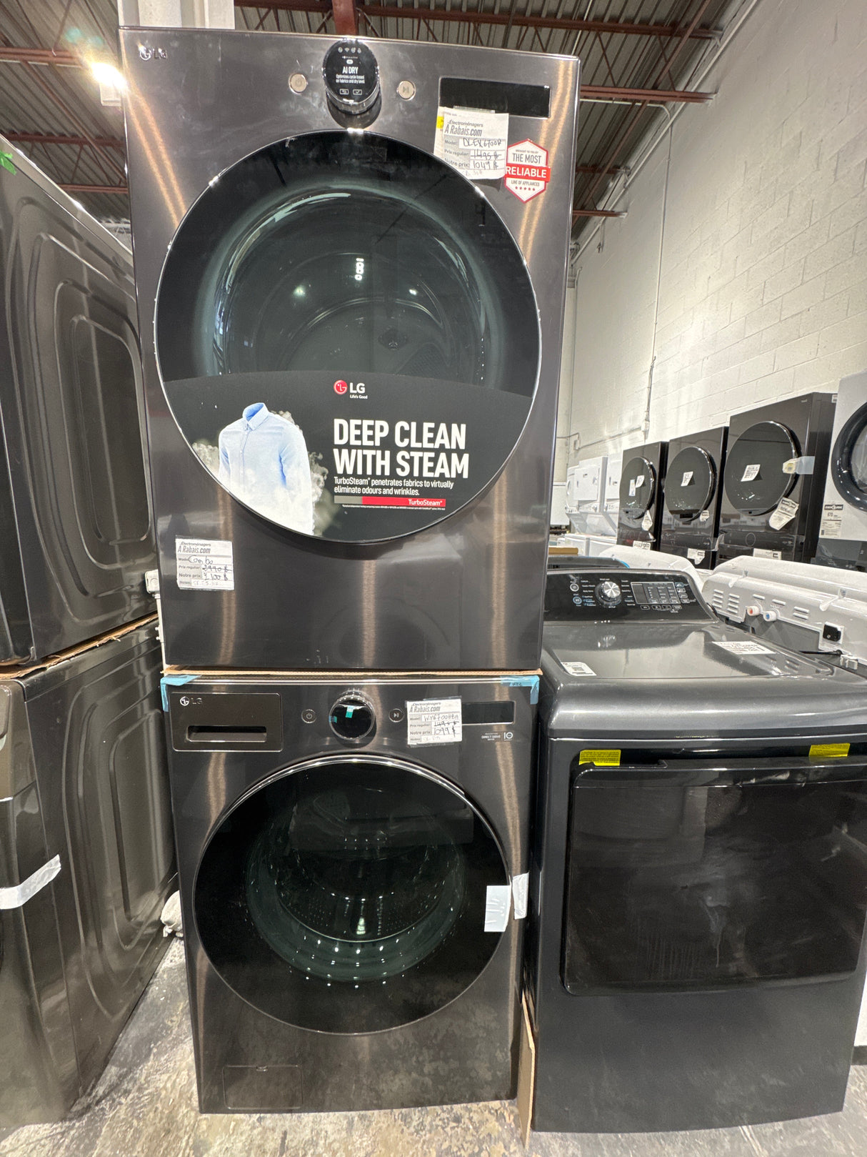 DLEX6700B/WM6700HBA - Ensemble laveuse/sécheuse - Chargement frontal - LG - Acier noir - Emballage ouvert