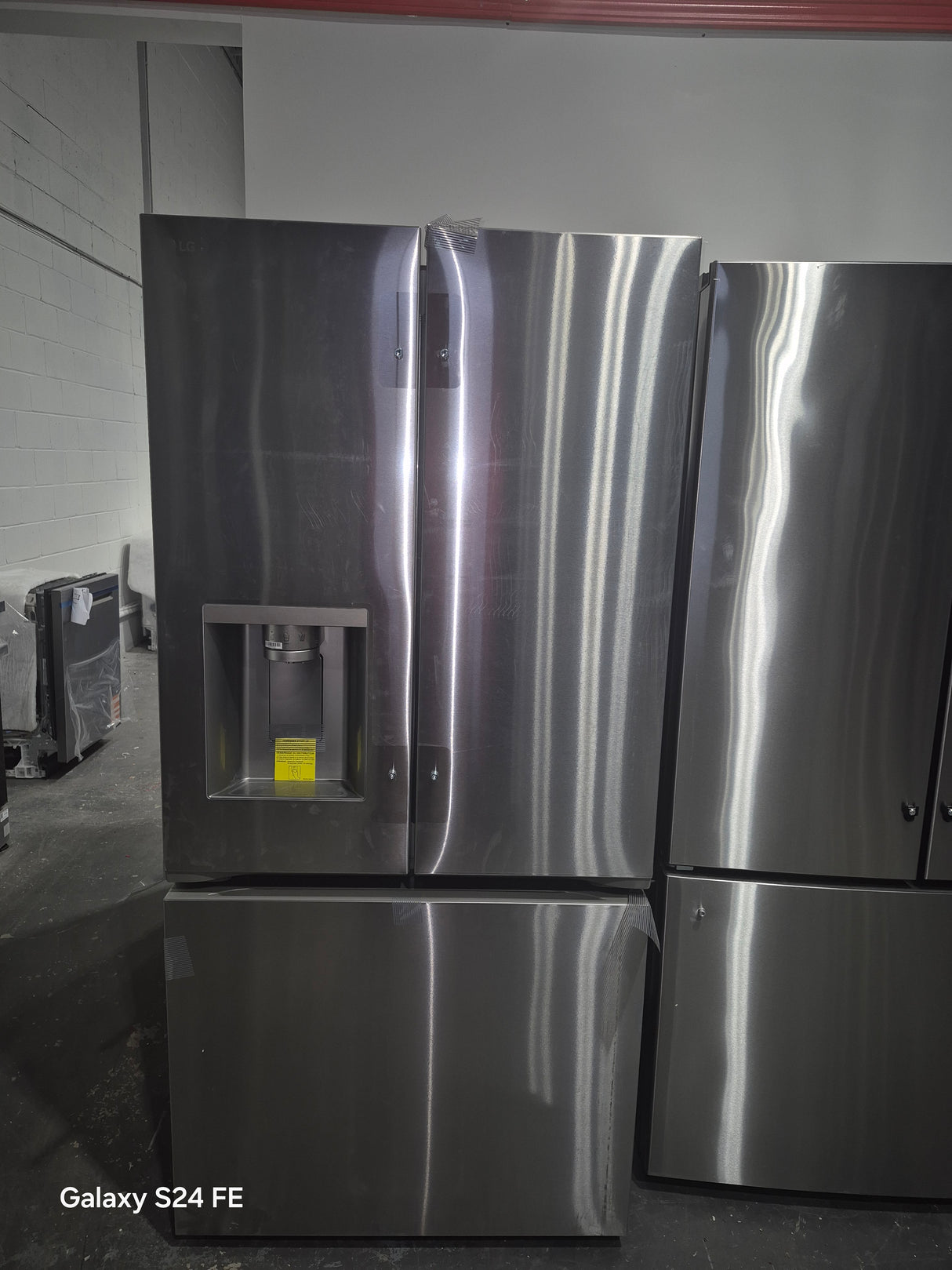 LF25H6330S - REFRIGERATORS - LG - 33"-25 cu. ft.- French Door Refrigerator – Stainless Steel