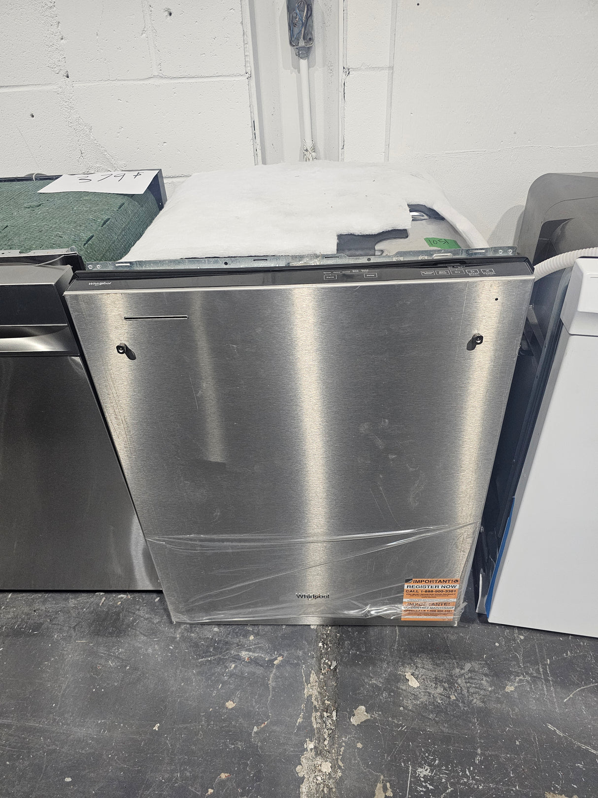 WDTS7024RZ– DISHWASHERS – Whirlpool – Top Control – Stainless Steel – Open Box