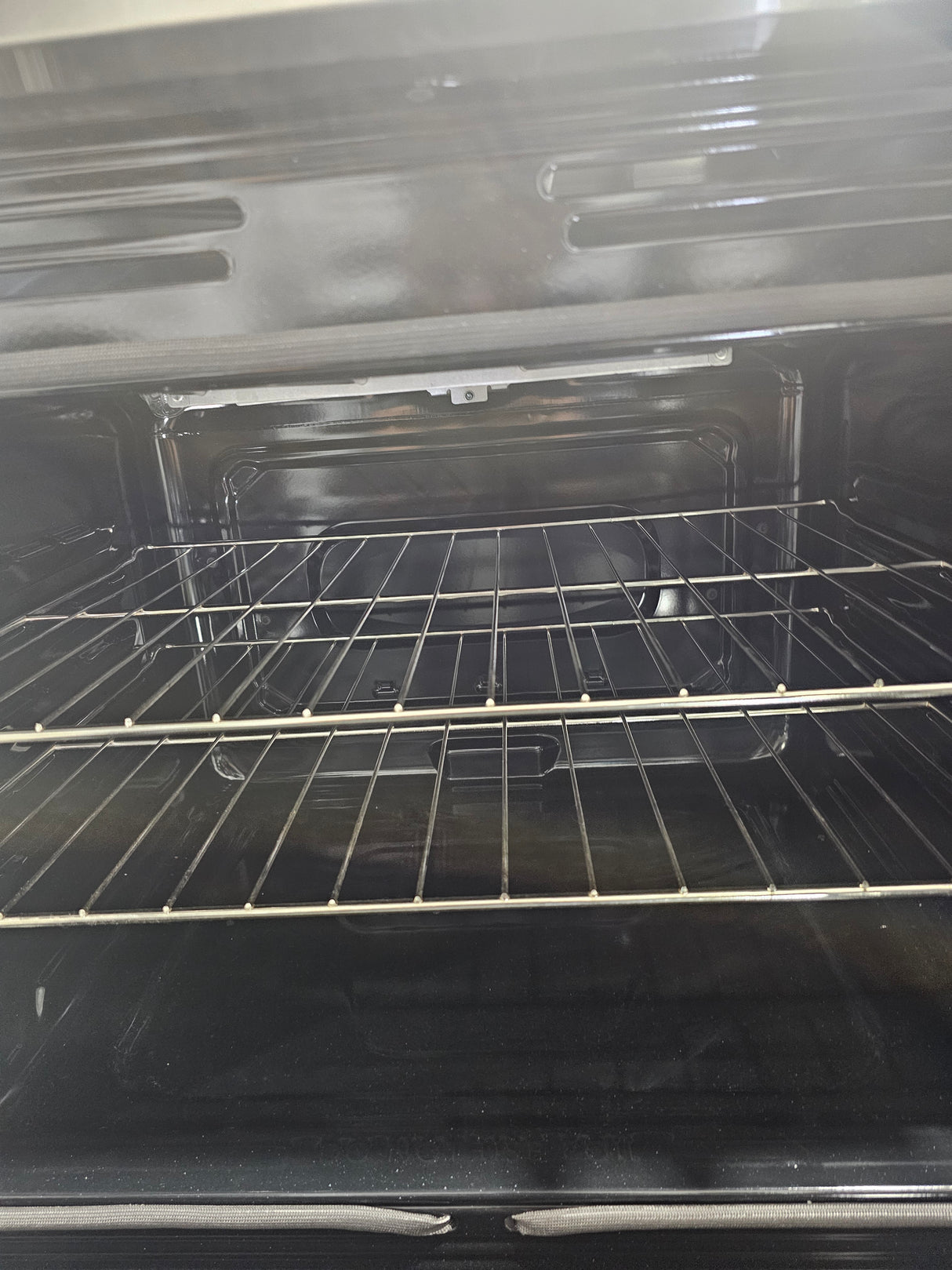 FCFE306CAS - CUISINIÈRES - Frigidaire - Électrique - Acier inoxydable - Boîte ouverte