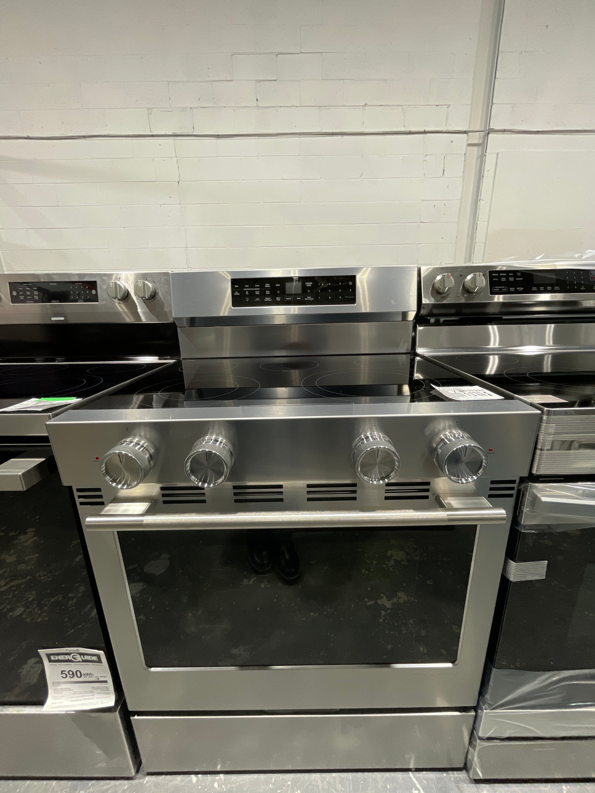 YKFES530SPS0 - RANGES - KitchenAid  - Electric - Stainless Steel - Open Box