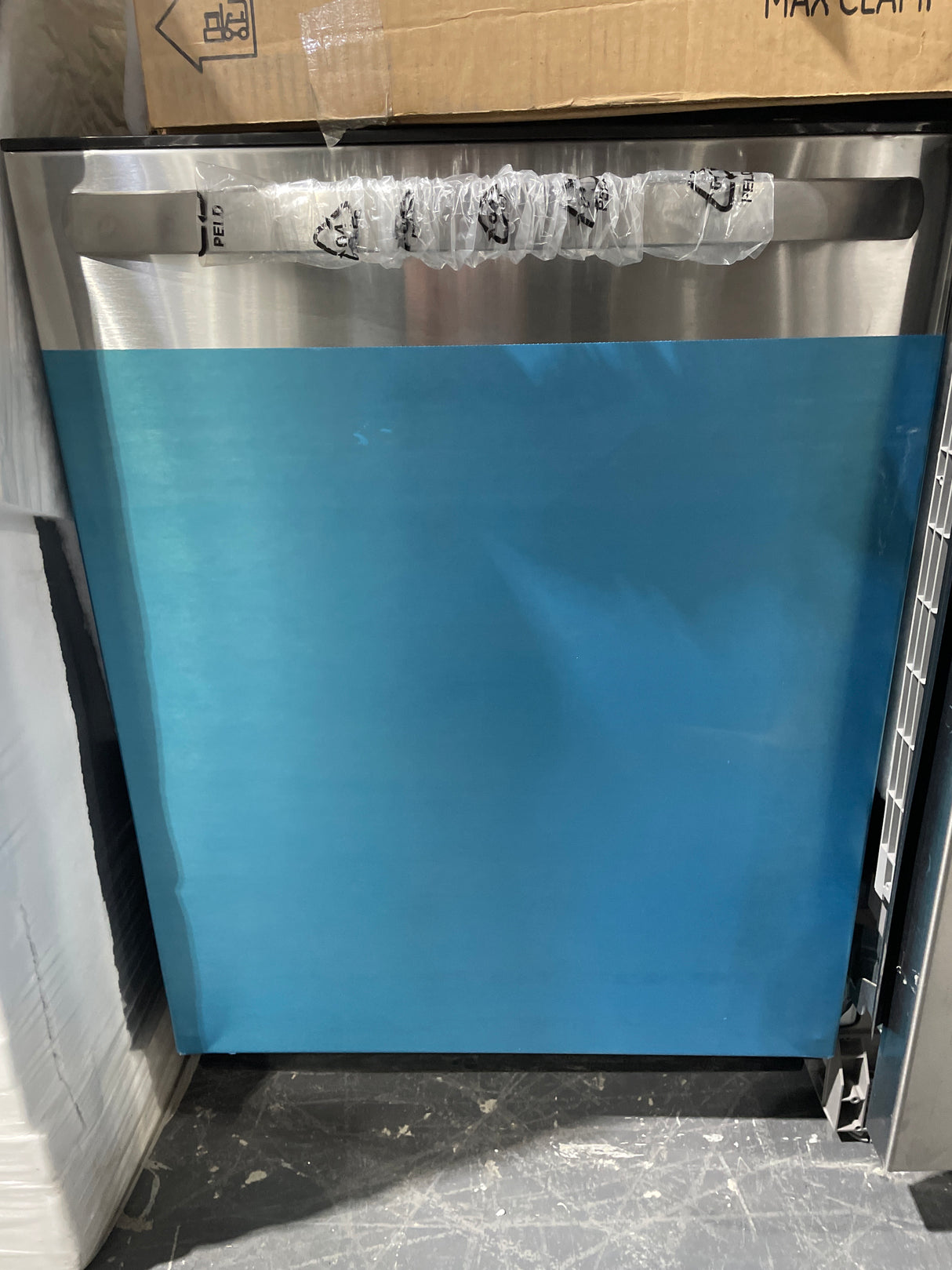 FDPH4316AS2A - DISHWASHERS -  Frigidaire -  Front Controls - Stainless Steel - Open Box