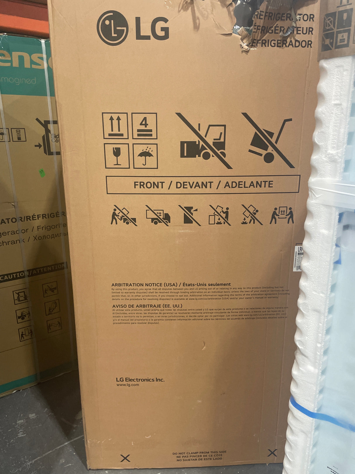 LRFLC2706D - 36" REFRIGERATORS - LG - French 3-Door -Black stainless Steel - Open Box