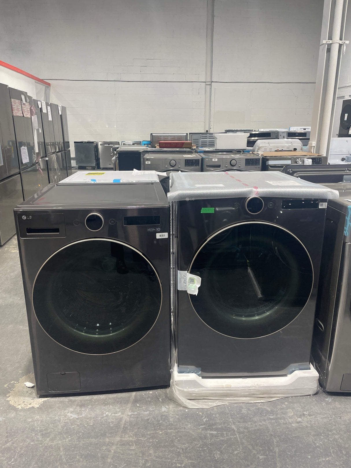 WM6500HBA/DLEX6500B - Ensemble Laveuse/Sécheuse - LG - Acier noir - Boîte ouverte