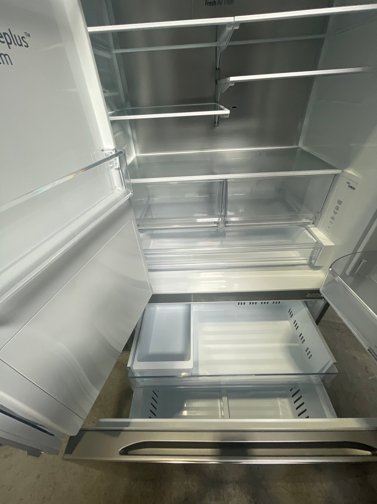 LF24Z6530S - 91 cm - RÉFRIGÉRATEURS - LG - Modèle français 3 portes - Acier inoxydable - Produit déballé