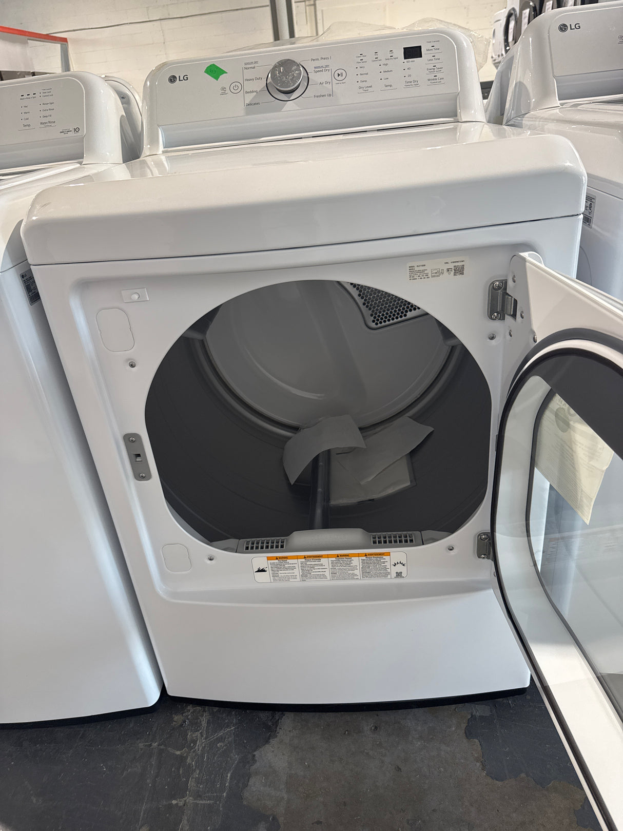 DLE7150W - Dryer  - Top load - LG - Open box