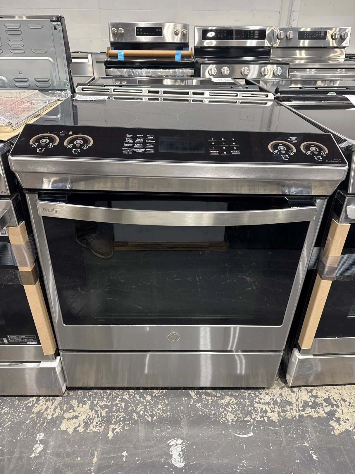 PCHS920YMFS - Induction Range - GE Profil - Stainless Steel - Open Box