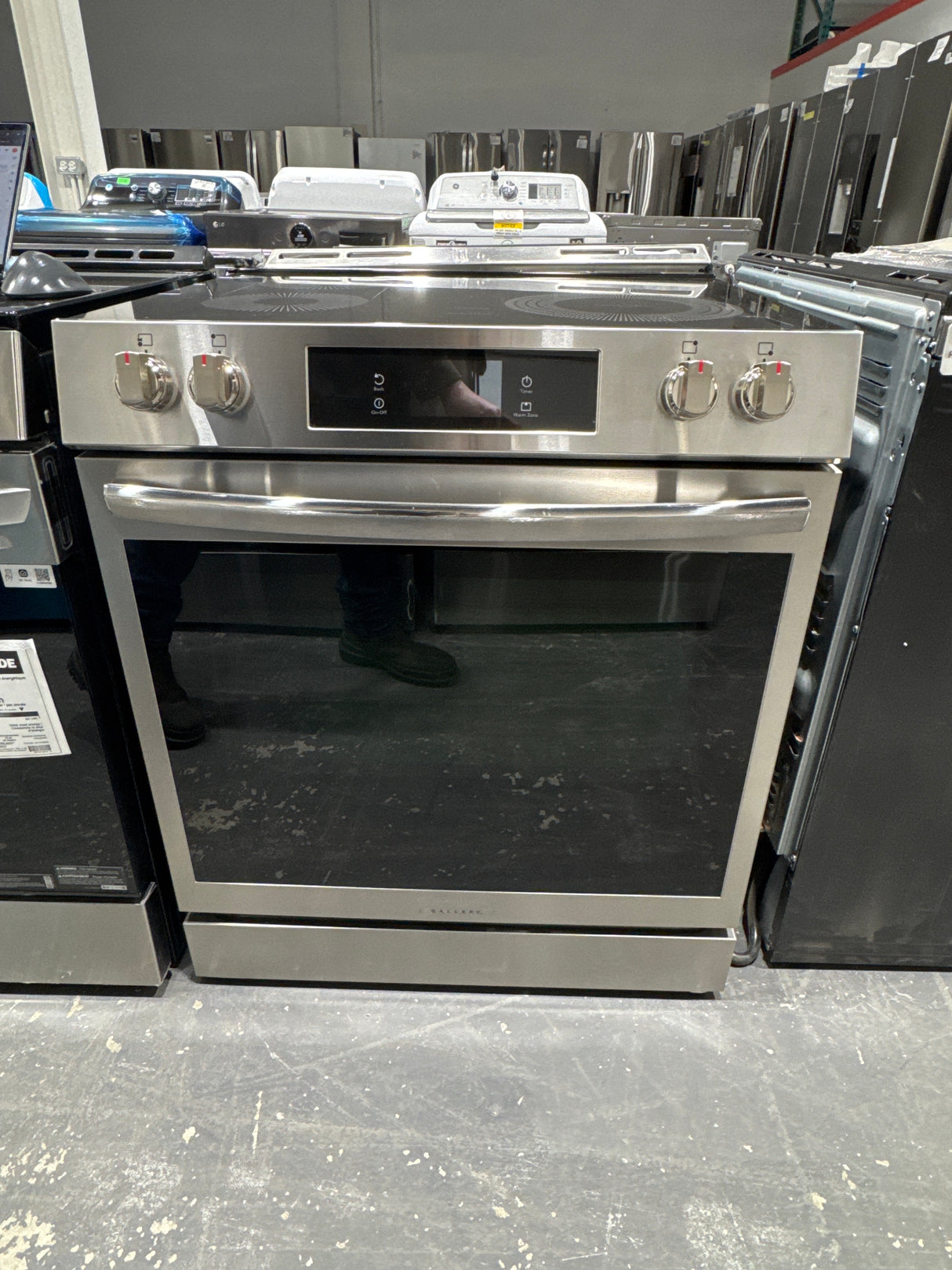 GCFE306CBF - RANGES - Frigidaire  - Electric - Stainless Steel - Open Box