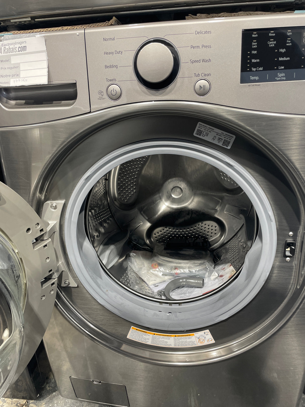 WM3400CV - WASHERS - Front Load - LG - Graphite steel - Open Box