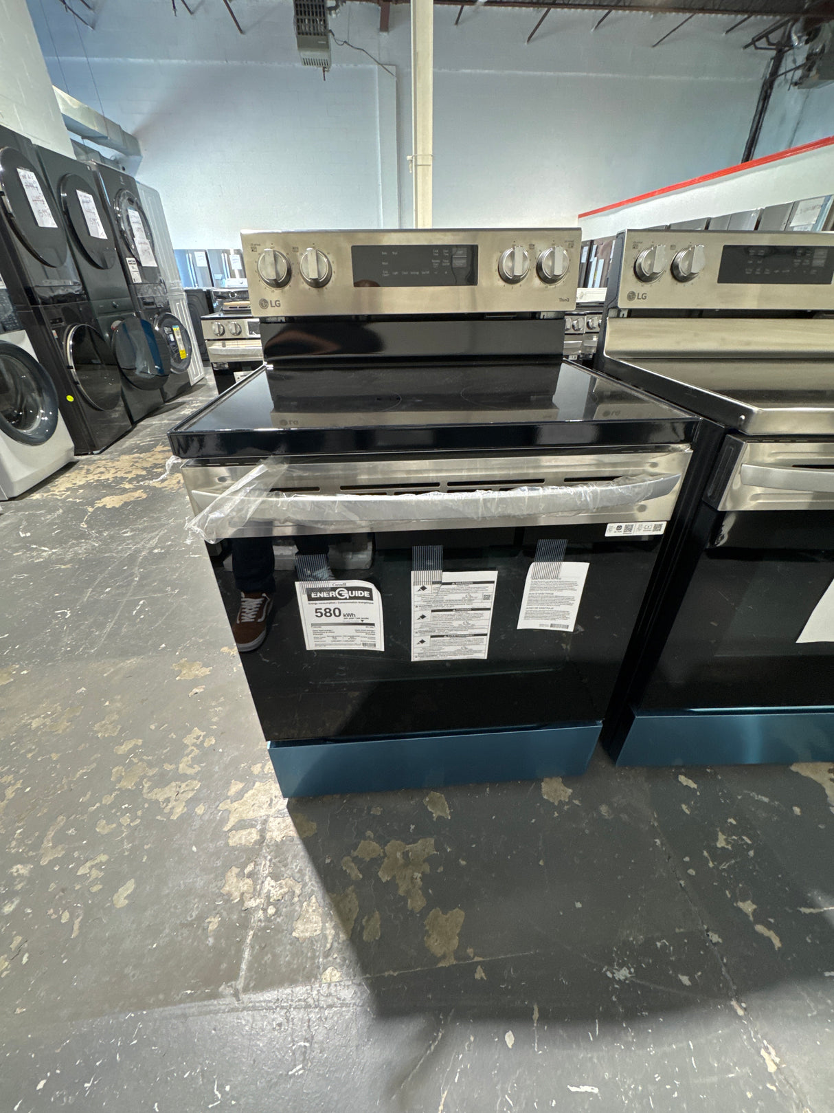 GCFI306CBFC - Cuisinières à induction – Frigidaire – Acier inoxydable – Boîte ouverte
