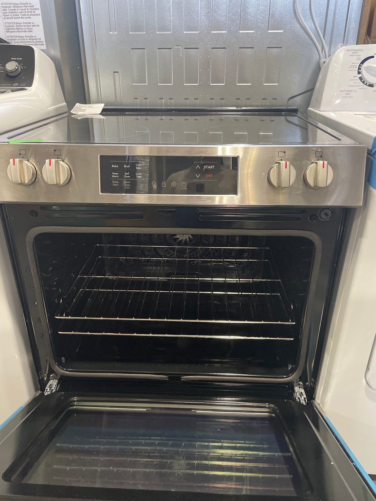 FCFE308CAS  - RANGES - Frigidaire - electric - Stainless Steel - Open Box