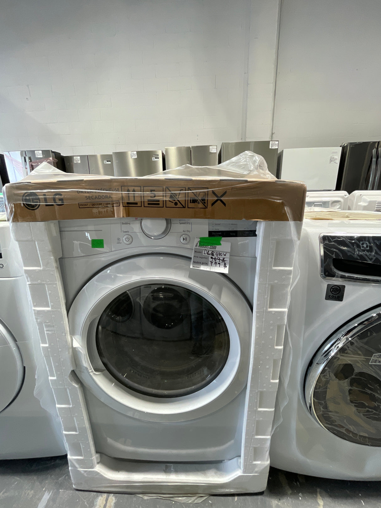 DLE3400W - DRYERS - Front Load - LG - White - Open Box