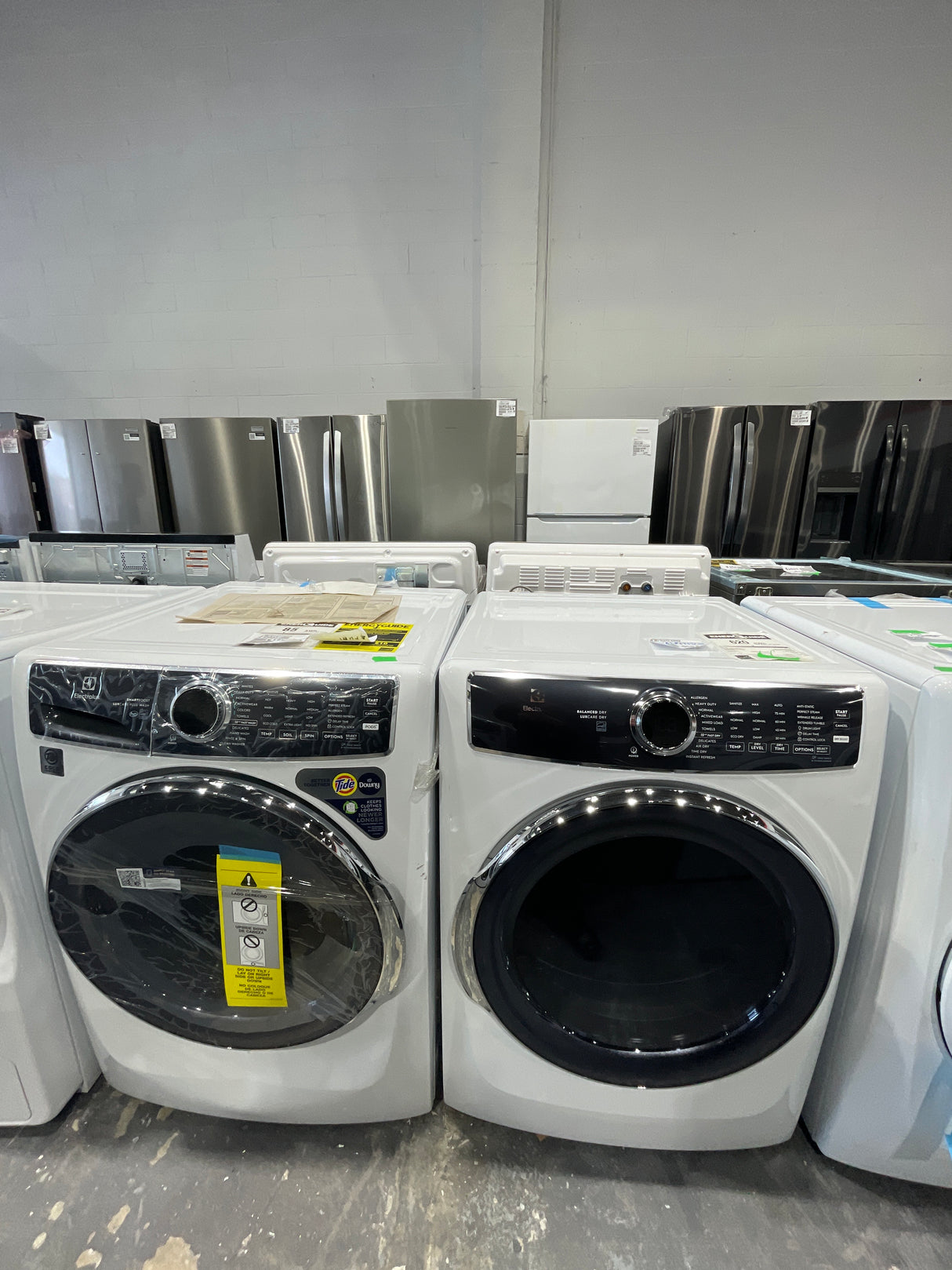 ELFW7637AW ,  ELFE763CAW  - Washer/Dryer Sets - Electrolux - Open box