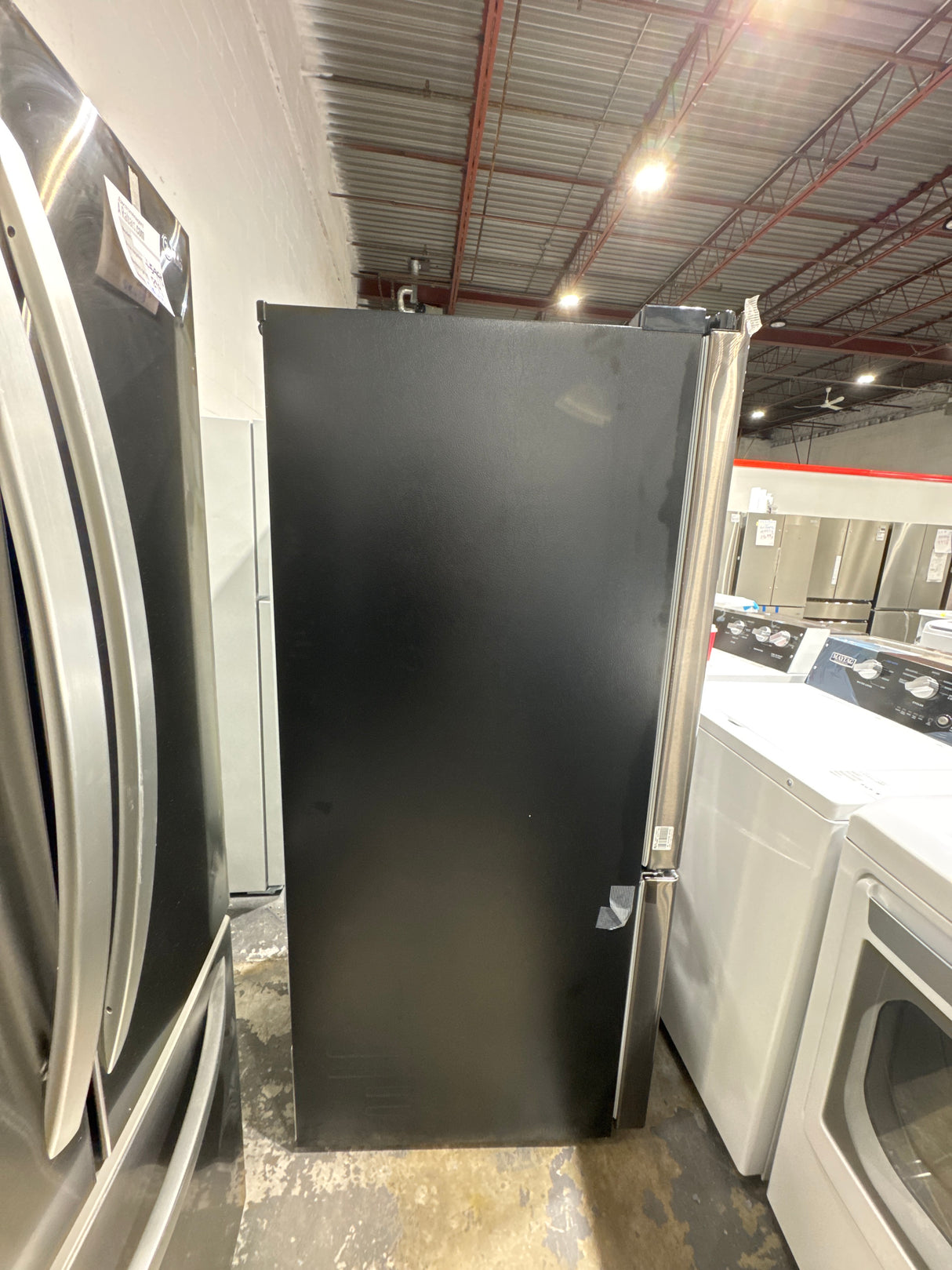 LRFNS2200D - REFRIGERATORS - LG - French 3-Door - Stainless Steel - Open Box