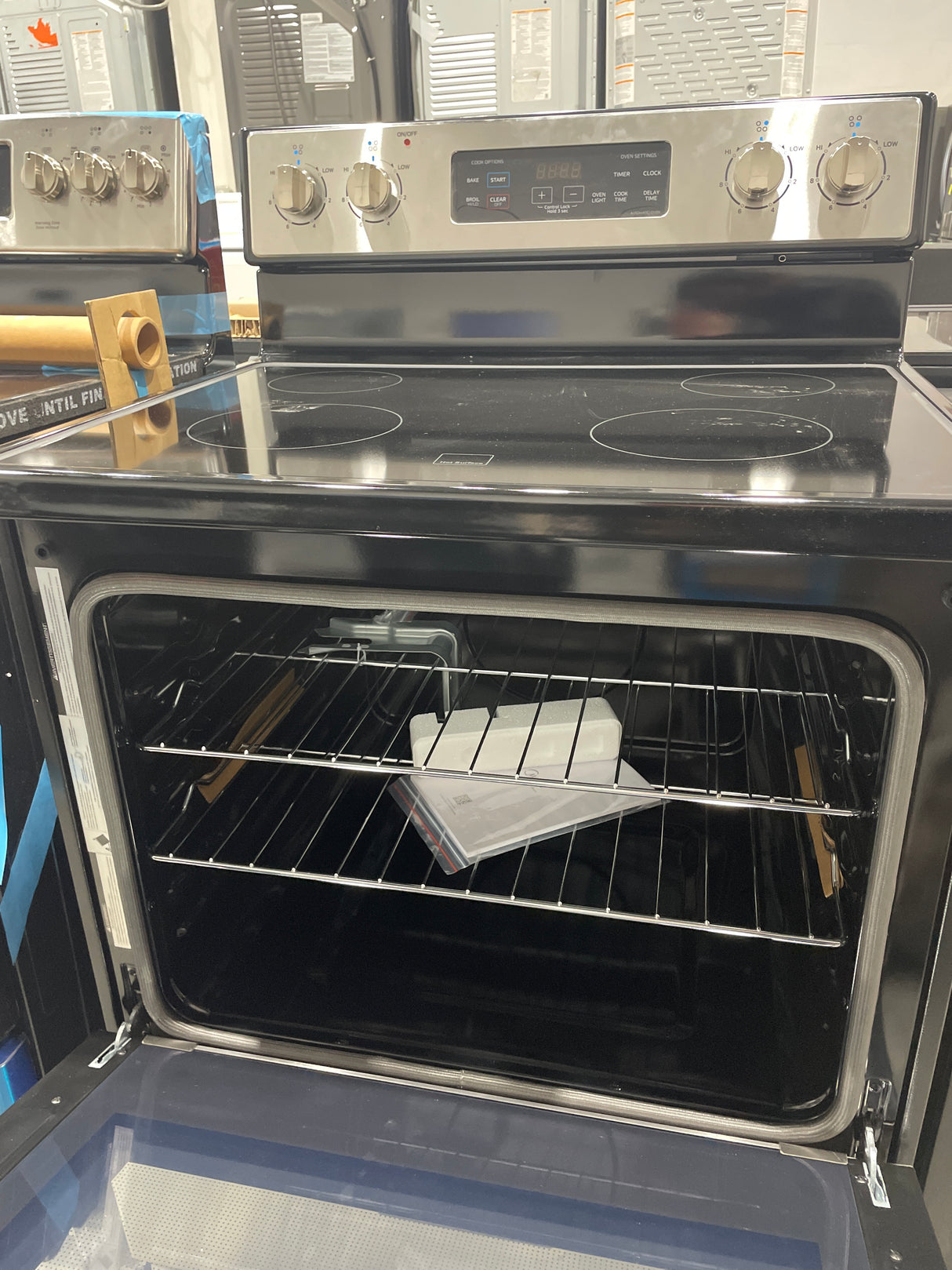 MER30B12ASSC - Electric Ranges - Midea - Stainless steel - Open box