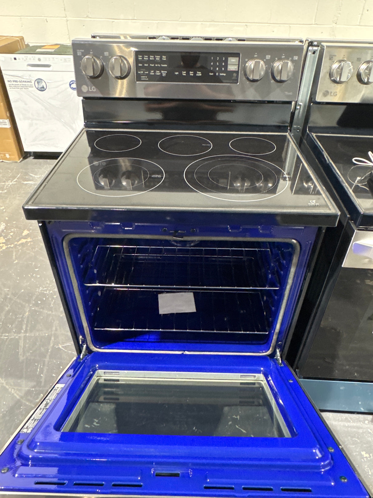 GCFI306CBFC - Cuisinières à induction – Frigidaire – Acier inoxydable – Boîte ouverte