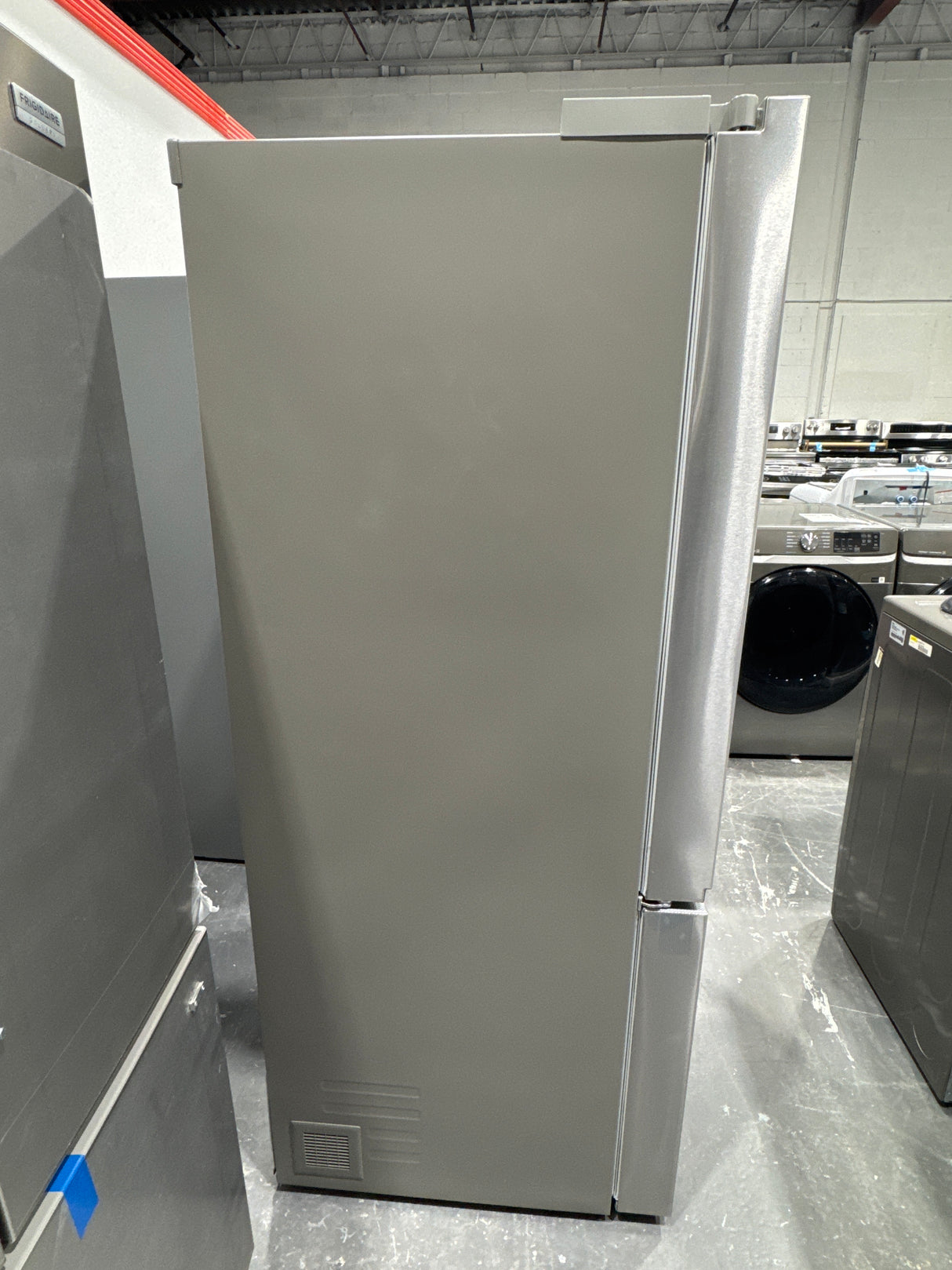 LRYKC2606S - REFRIGERATORS - LG - French 3-Door - Stainless Steel - Open Box