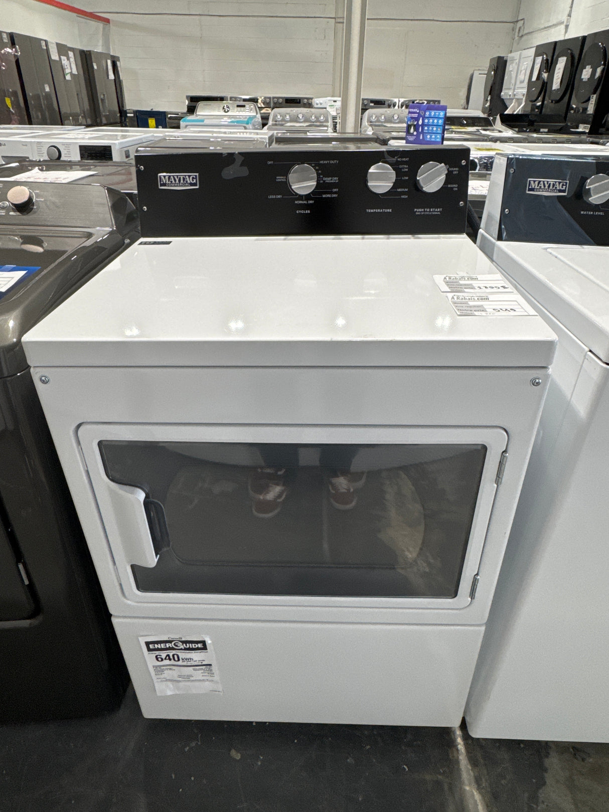 YMEDP586GW0, MVWP585GW0 - Washer/Dryer Sets - Top load - Maytag   -  Commercial-grade  - Open box