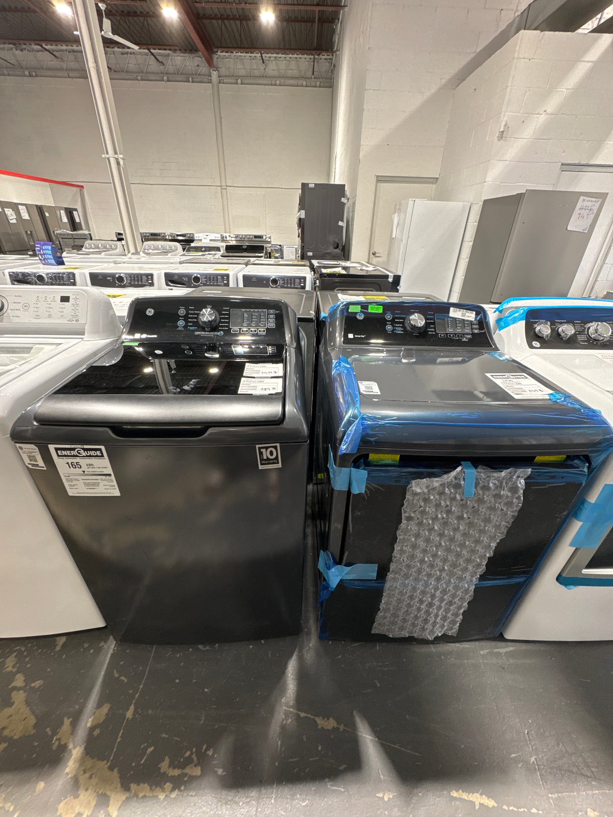 GTW690BMTDG, GTD69EBPTDG - Ensembles laveuse-sécheuse - Chargement par le haut - GE - Boîte ouverte