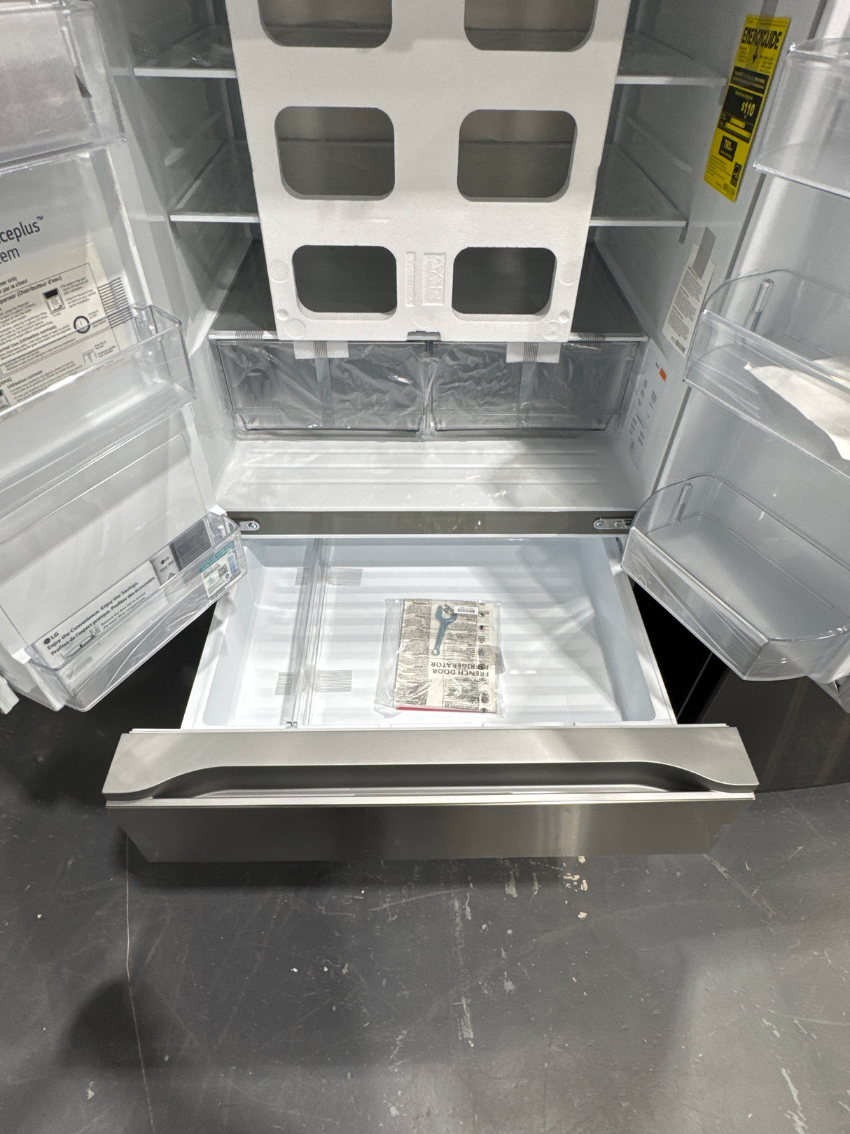 LF29S8330S - REFRIGERATORS - LG - French 3-Door - Stainless Steel - Open Box