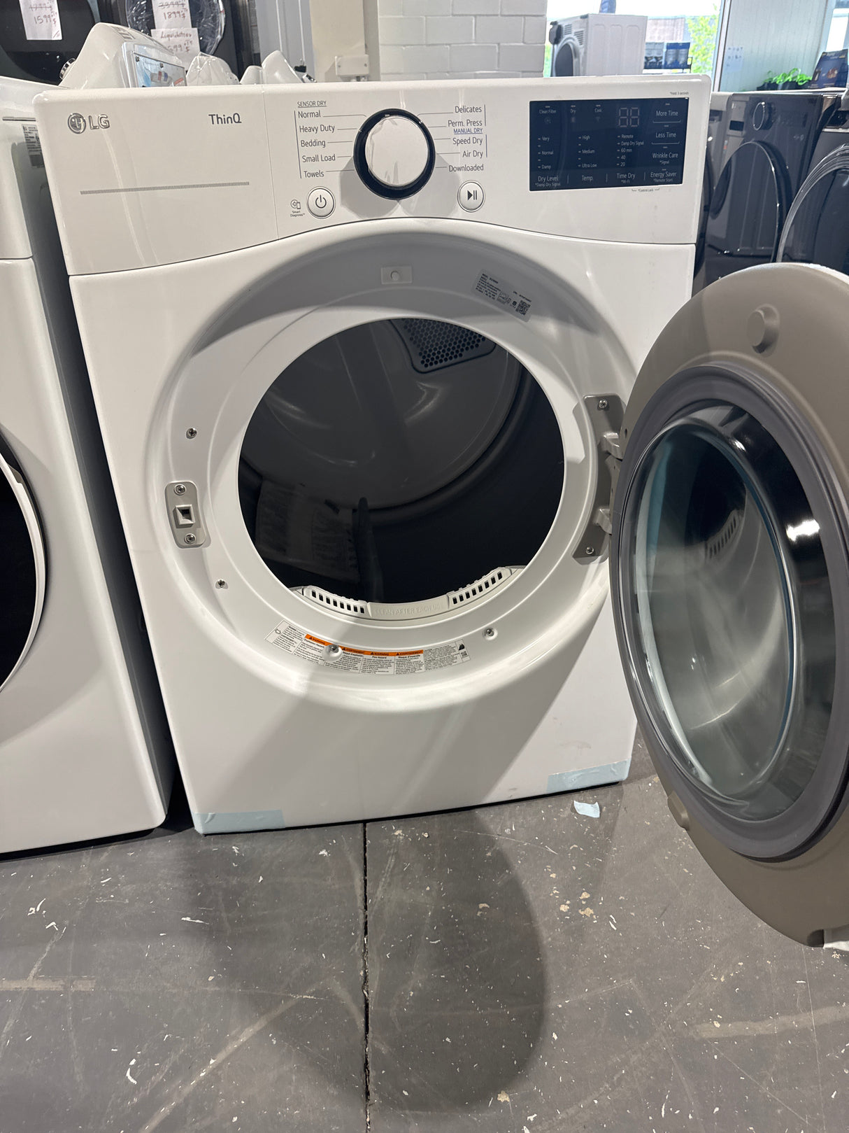 WM3600HWA , DLE3600W - Washer/Dryer Sets - Front load - LG- Open box