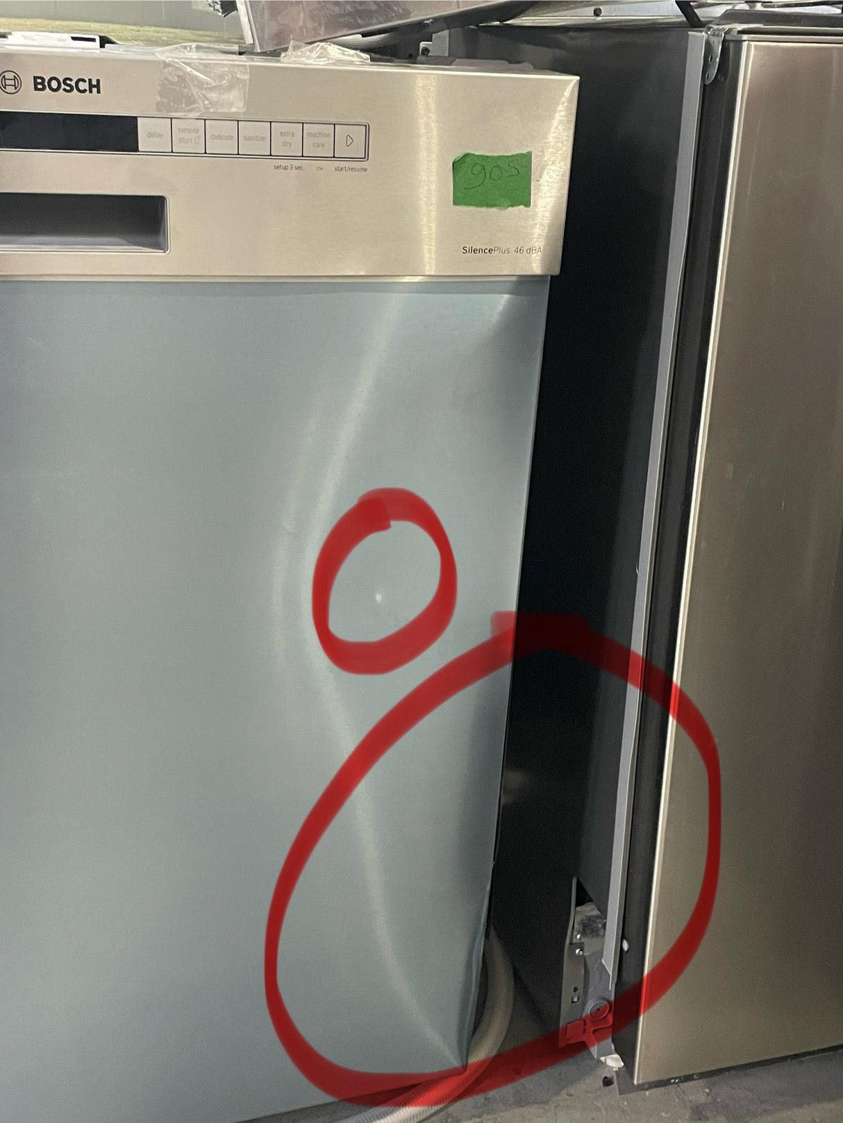 SHE53B75UC - LAVE-VAISSELLE - Bosch - Commandes frontales - Acier inoxydable - Boîte ouverte
