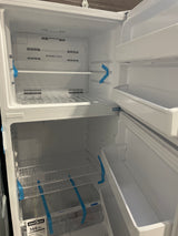 FFHT1814YW -  Top Freezer Refrigerator - Frigidaire - White - Open box