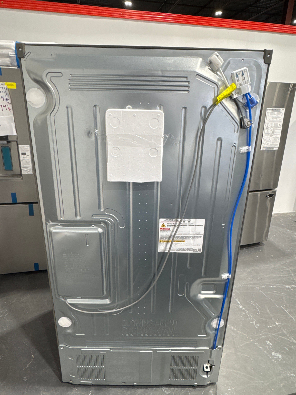 LRFS28XBS - REFRIGERATORS - LG - French 3-Door -   Black Stainless Steel - Open Box