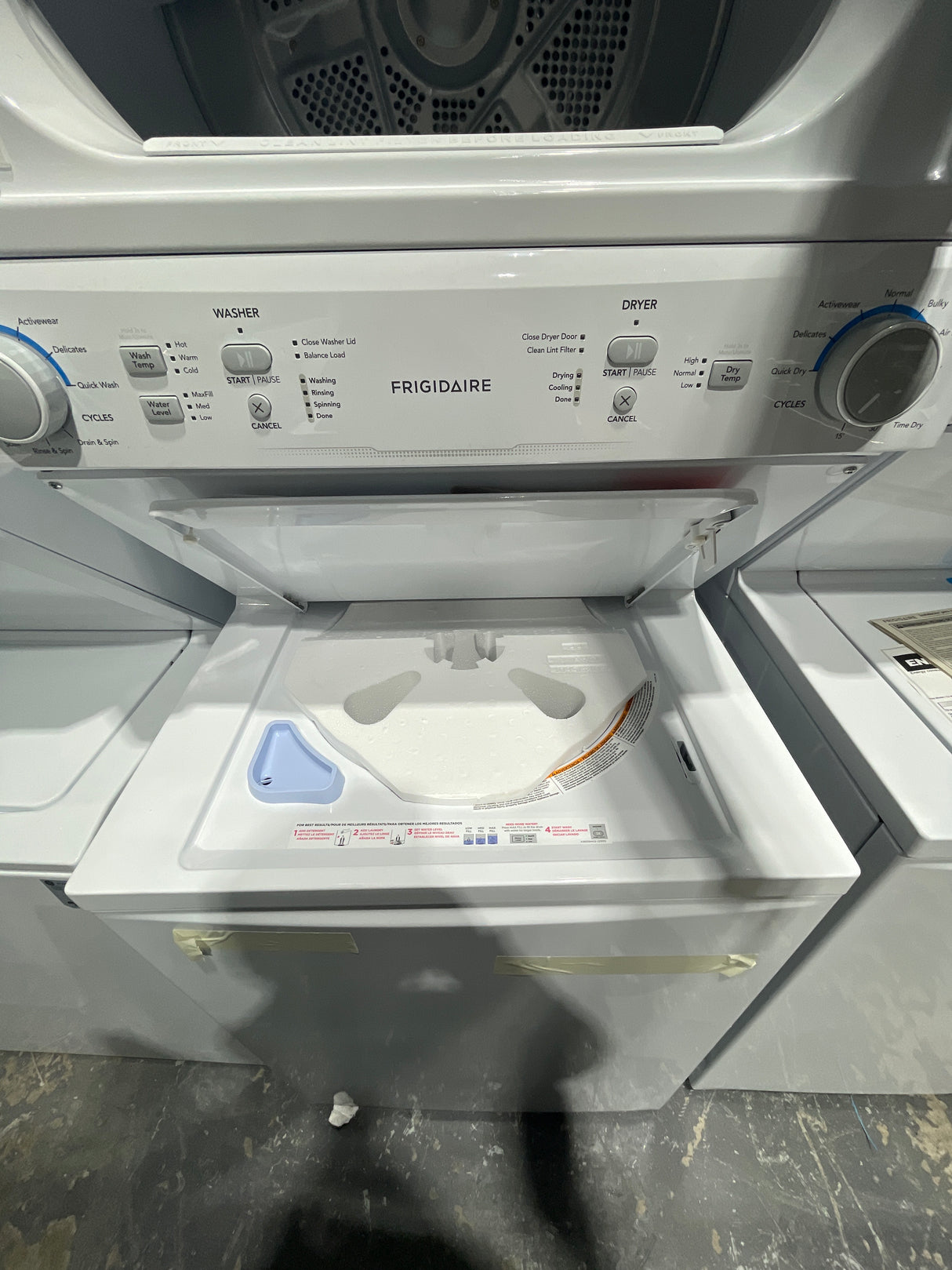 FLCE752CAW - Laundry Centers - Frigidaire- White - Open Box