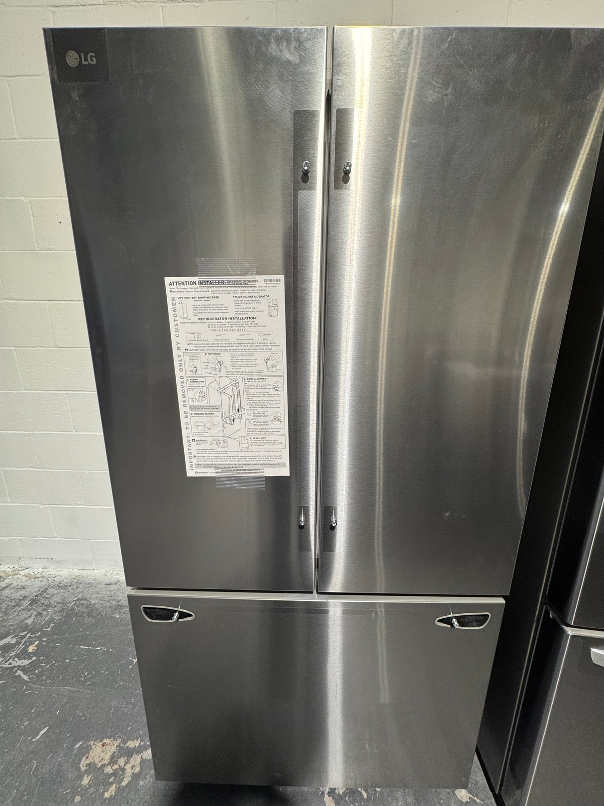 LRFLC2706S - REFRIGERATORS - LG - French 3-Door - Stainless Steel - Open Box