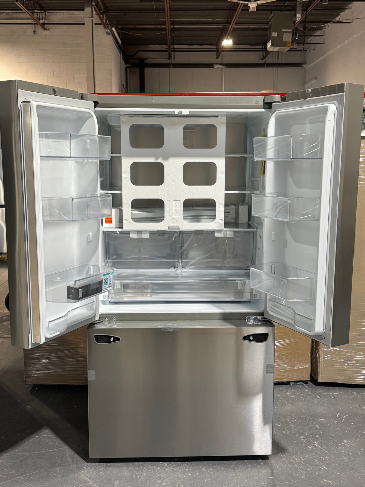 LRFLC2706S - REFRIGERATORS - LG - French 3-Door - Stainless Steel - Open Box