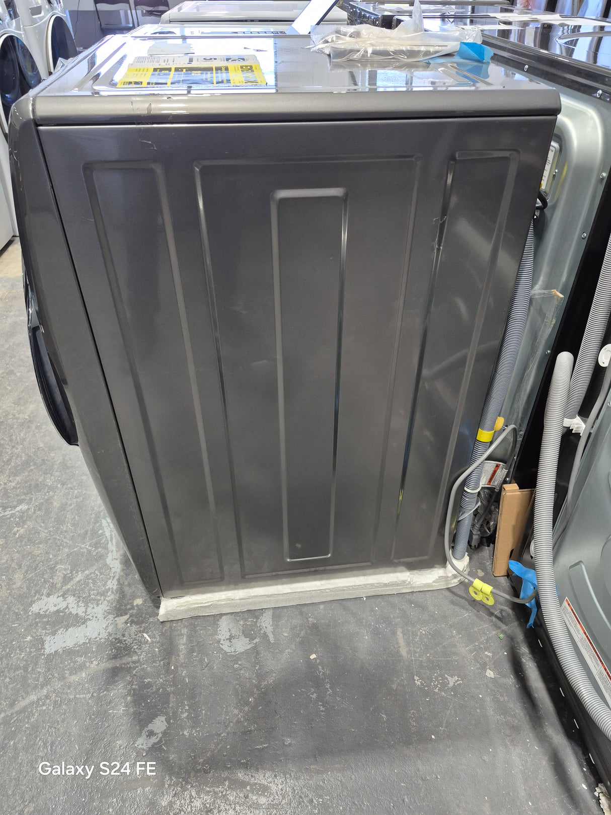 ELFW7637AT - Washers - Electrolux - Front load -  Open box